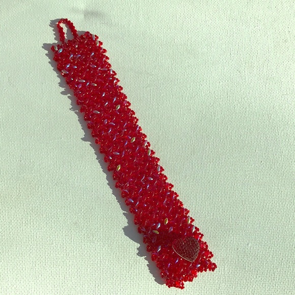 Red bracelet by Capture - Picture 1 of 3